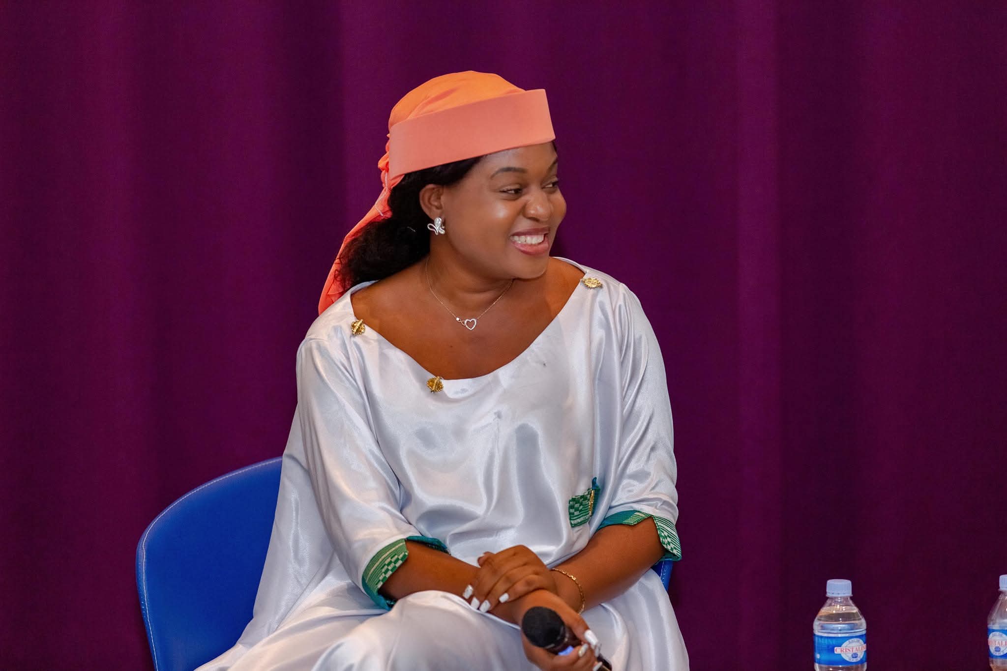 Alexia Bell animant une conférence